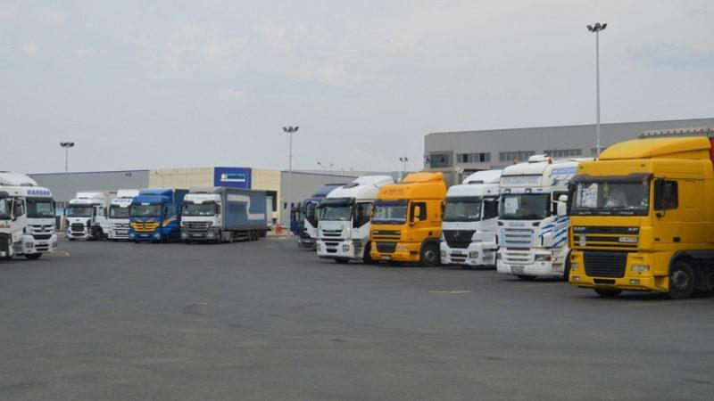 Mazot Zamlarına Tepki Gösteren TIR Şoförlerinden Tehdit Gibi Açıklama: Kontak Kapatır, Yolları Kilitleriz