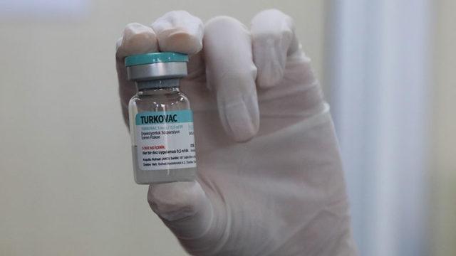 Bilim Kurulu Üyesi, TURKOVAC’ın Omicron’a Karşı Koruma Sağlayıp Sağlamadığını Açıkladı