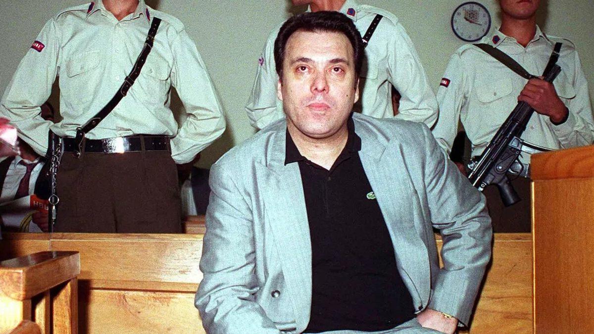 Jet Fadıl, Banker Kestelli ve Dahası: Galata Kulesi’ni Satmaya Çalışanın Bile Olduğu Birbirinden Ünlü Dolandırıcılar