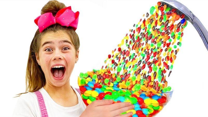 Korkutan Araştırma: Çocuk YouTuber’lar Sadece Abur Cubur Yiyerek 1 Milyar İzlendi