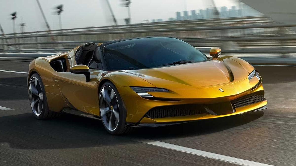 Türkiye’de Satılan En Pahalı 20 Otomobil (Herkes 2 Lira Verse 1 Tanesini Anca Alabiliyoruz…)