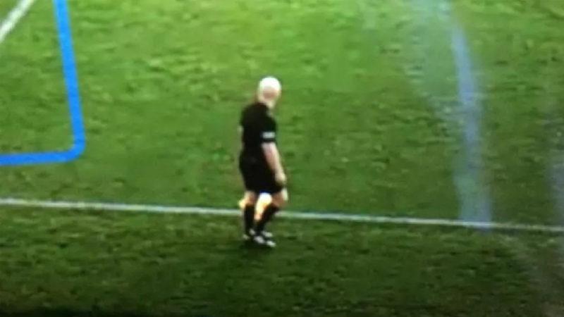 Futbol Maçında Yapay Zekanın Kafası Karıştı: Top Yerine Hakemin Kafasını Gösterdi