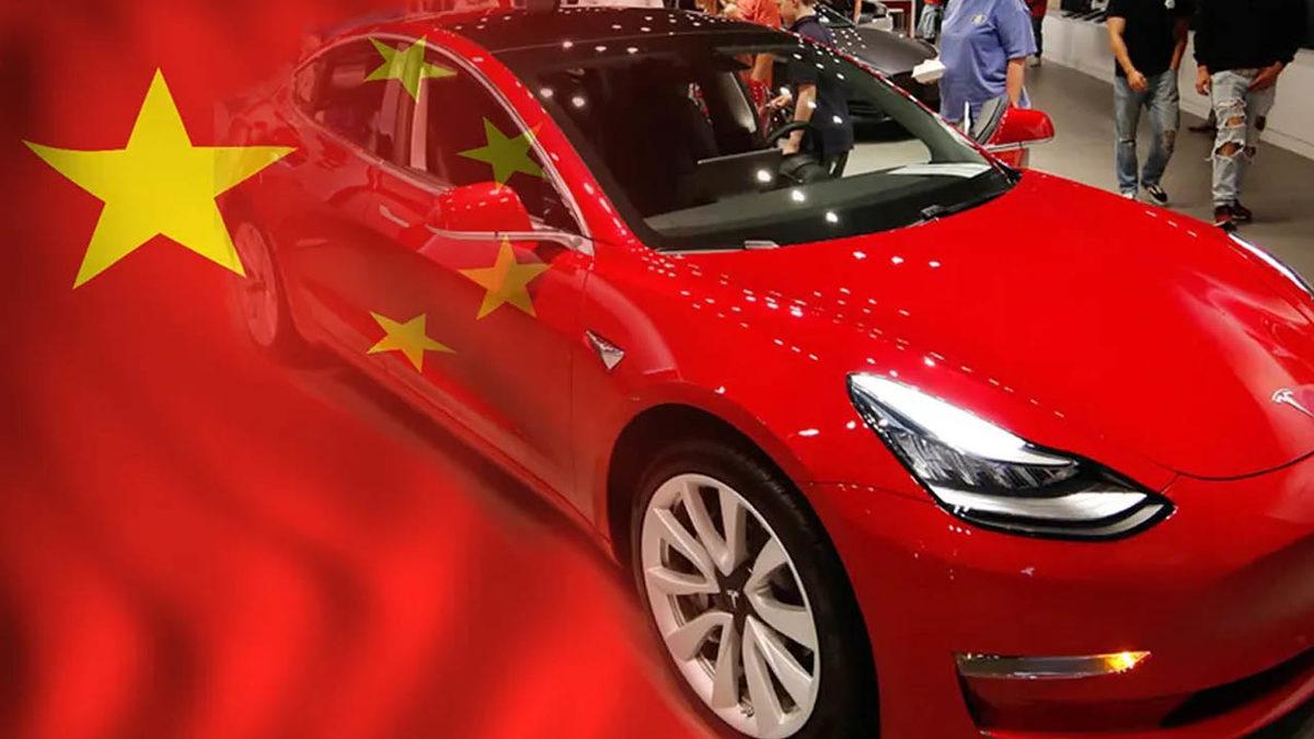 Tesla, Çin’in Uygur Türklerine Baskı Uyguladığı Bölgede Bayi Açtığı İçin Eleştiri Yağmuruna Tutuldu