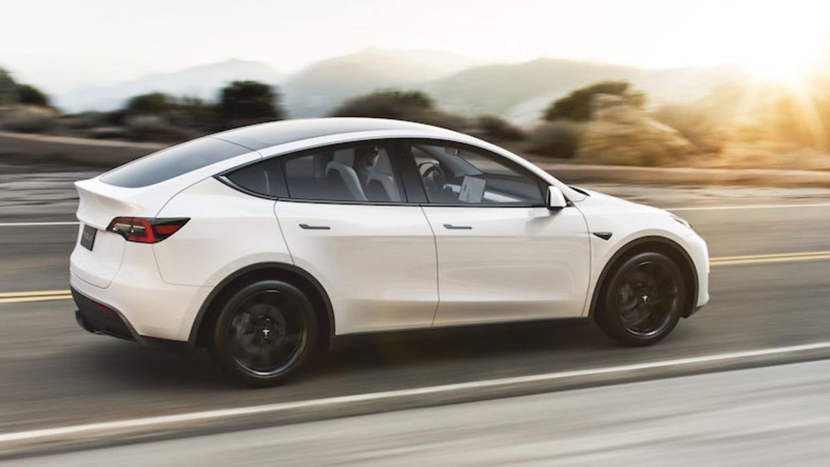 Tesla, Elektrikli Otomobil Pazarında Liderliğini Koruyor: En Yakın Rakibi Üç Kat Daha Az Paya Sahip