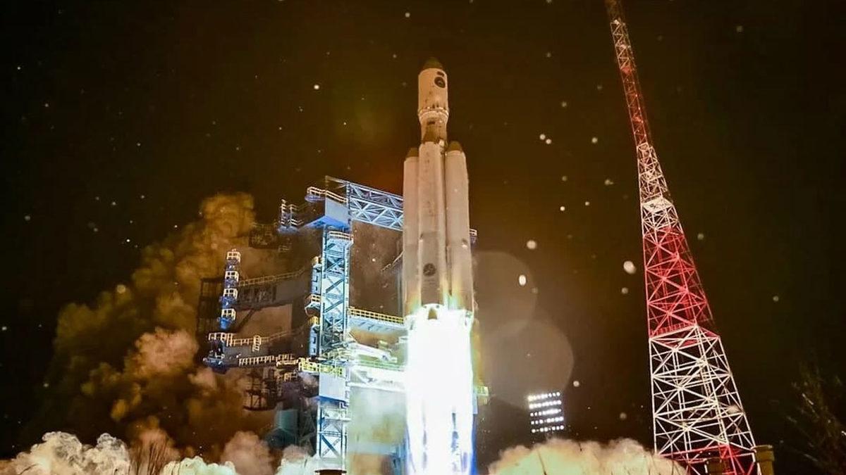 Rusya’nın Başarısız Fırlatmadan Sonra Kontrolden Çıkan Roketi, Dünya’ya Düştü