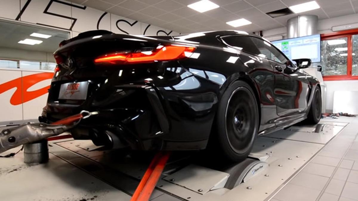 Titanyum Egzozla Donatılan BMW M8 Competition’ın Duyunca İçinizi Ferahlatacak Sesi