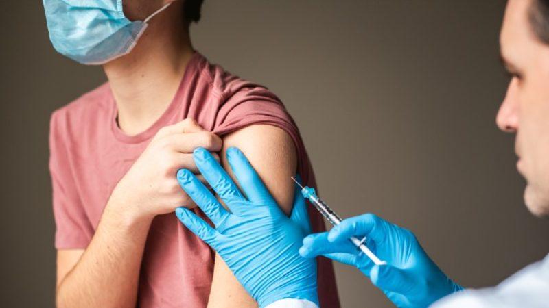 12 Yaş Üstü Çocuklara da Hatırlatma Dozu Uygulanmaya Başlandı: Randevular e-Nabız’dan Alınabilecek