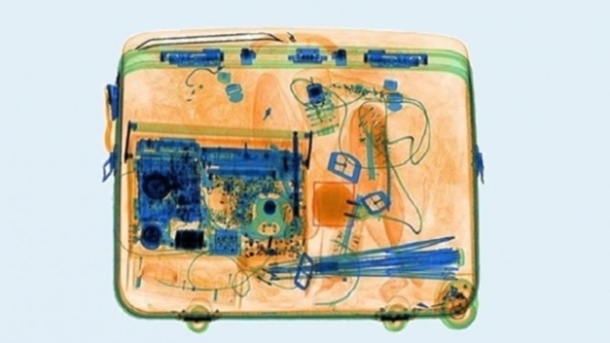 X-Ray Cihazlarının Telefonları ve Laptopları Bozduğu İddia Edildi!!