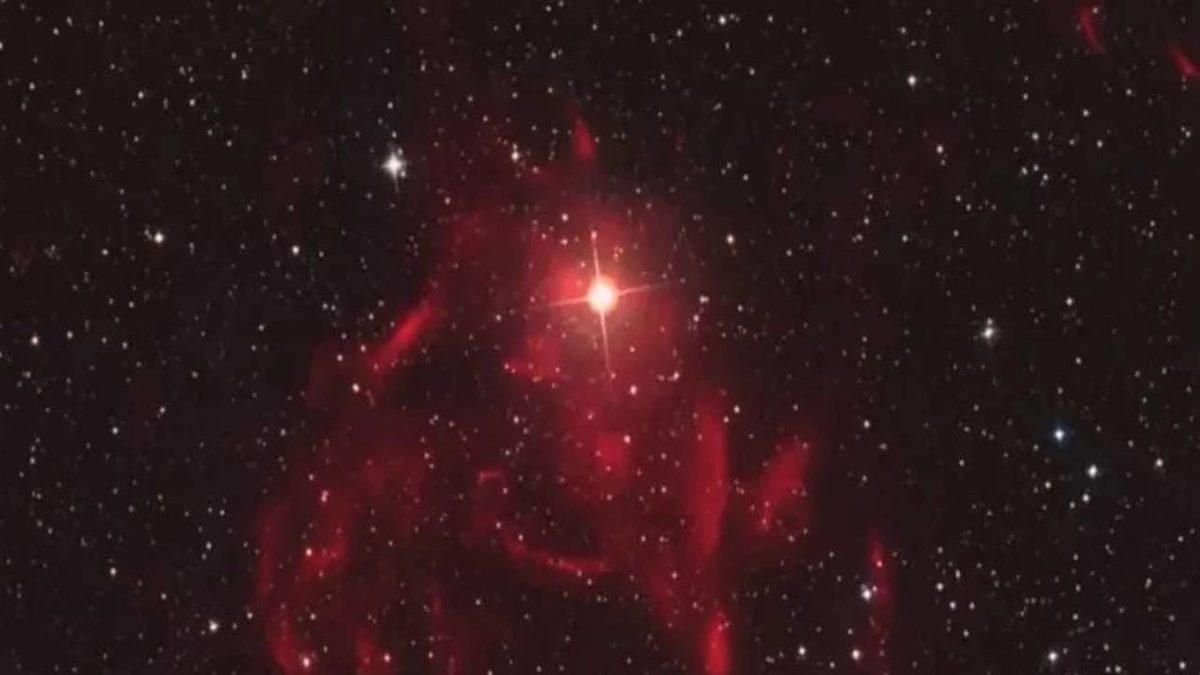 Galaksimizin Yakınlarında Yeni Bir Nebula Türü Keşfedildi: Dünya’nın Güneş’e Olan Mesafesinden Bir Milyon Kat Daha Geniş