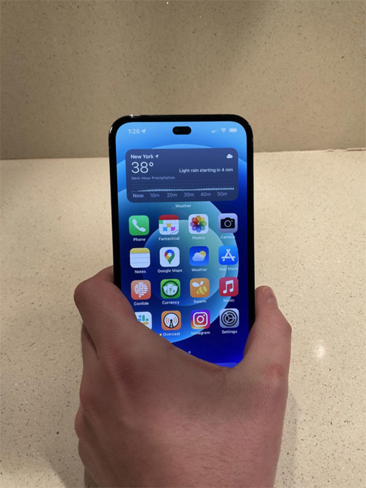 Çentiksiz, Delikli Ekranla Gelmesi Beklenen iPhone 14’ün Nasıl Görüneceği Ortaya Çıktı