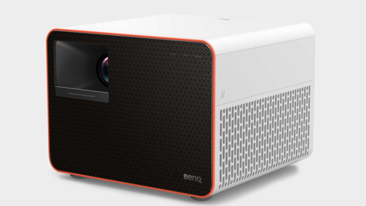 BenQ, Dünyanın İlk Tam Kapsamlı Oyun Projektörü X1300i 4LED’i Duyurdu