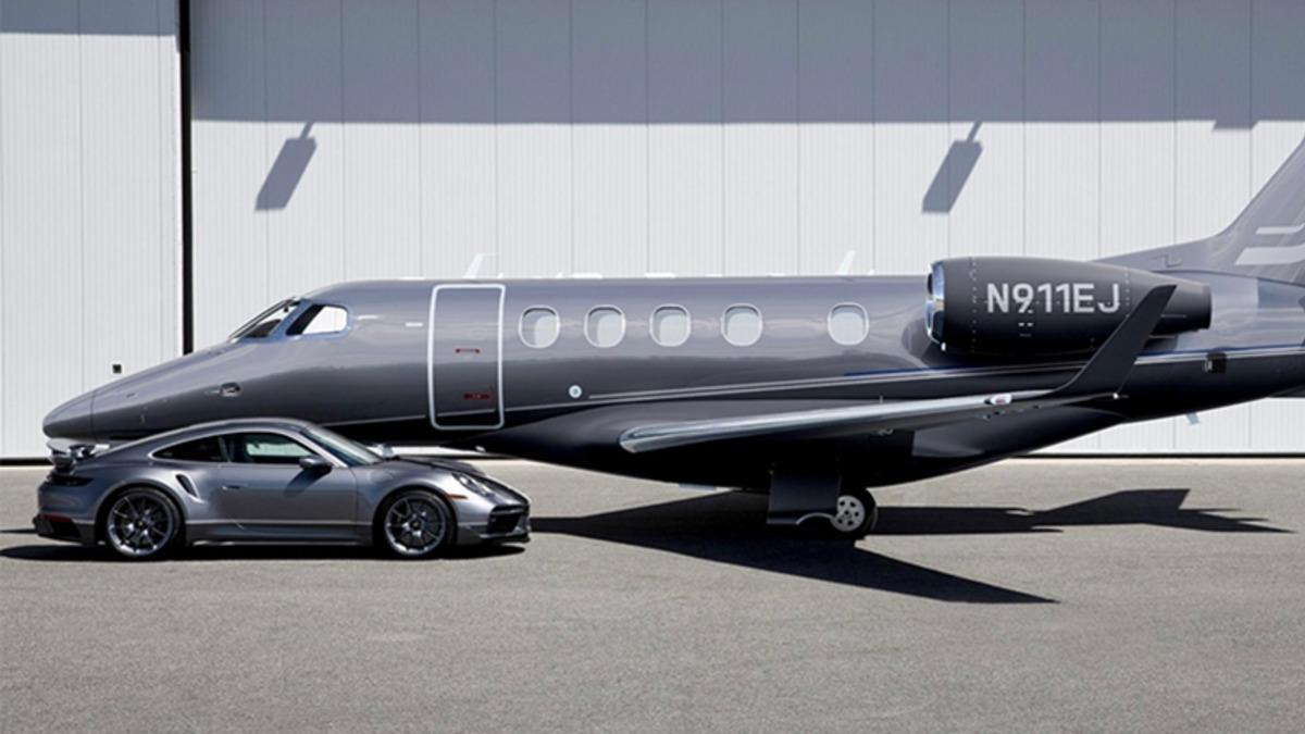Porsche, Bir Özel Jetle Aynı Tasarım Çizgisine Sahip Otomobil Üretecek