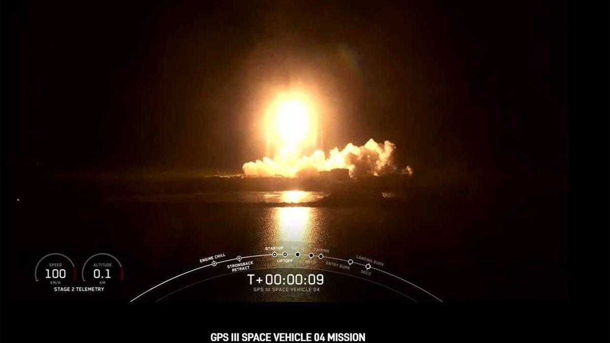 SpaceX, GPS III Uydusunu Başarıyla Yörüngeye Götürdü