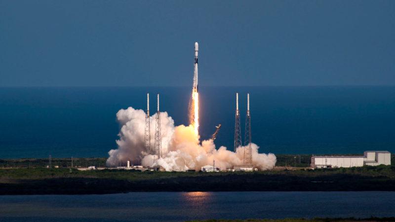 SpaceX, GPS III Uydusunu Başarıyla Yörüngeye Götürdü