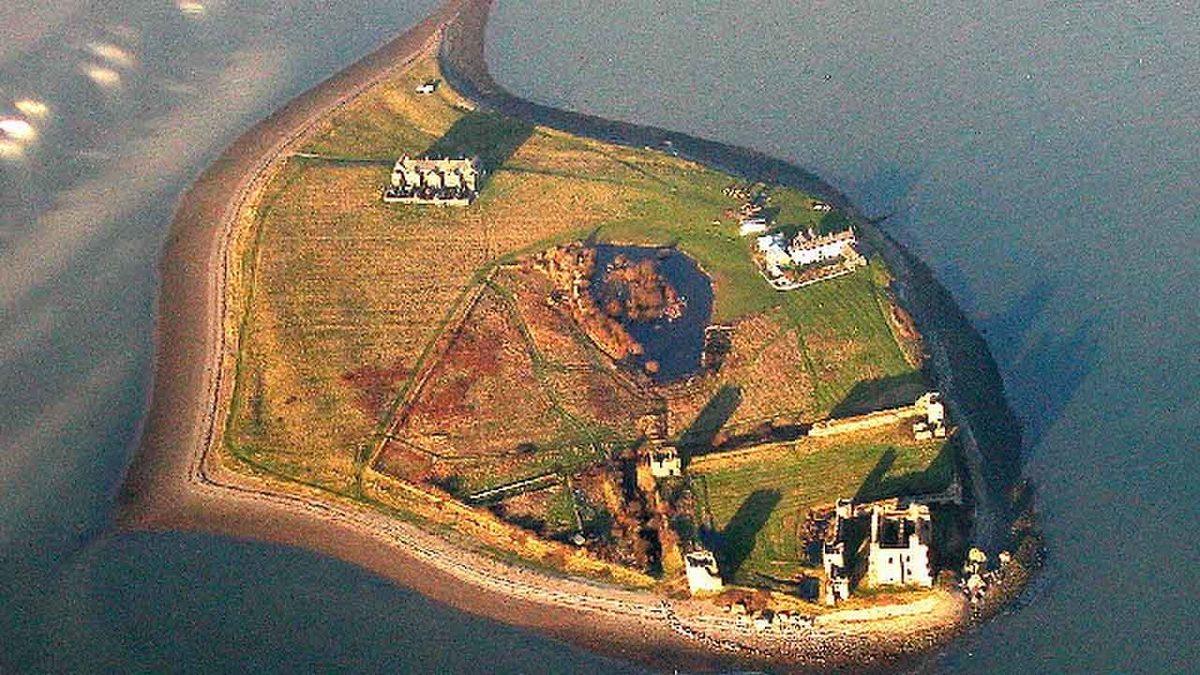 Ne Güzel Dertler Var: İngiltere’de Bir Barı Yönetecek Kral ya da Kraliçe Aranıyor