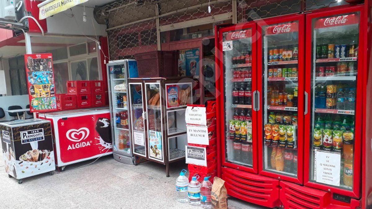 Bakkal ve Tekel Bayiileri Artık Dondurma Satmayacak: İşletmeciler Elektrik Zamları Nedeniyle Buzdolaplarını İade Etmeye Başladı