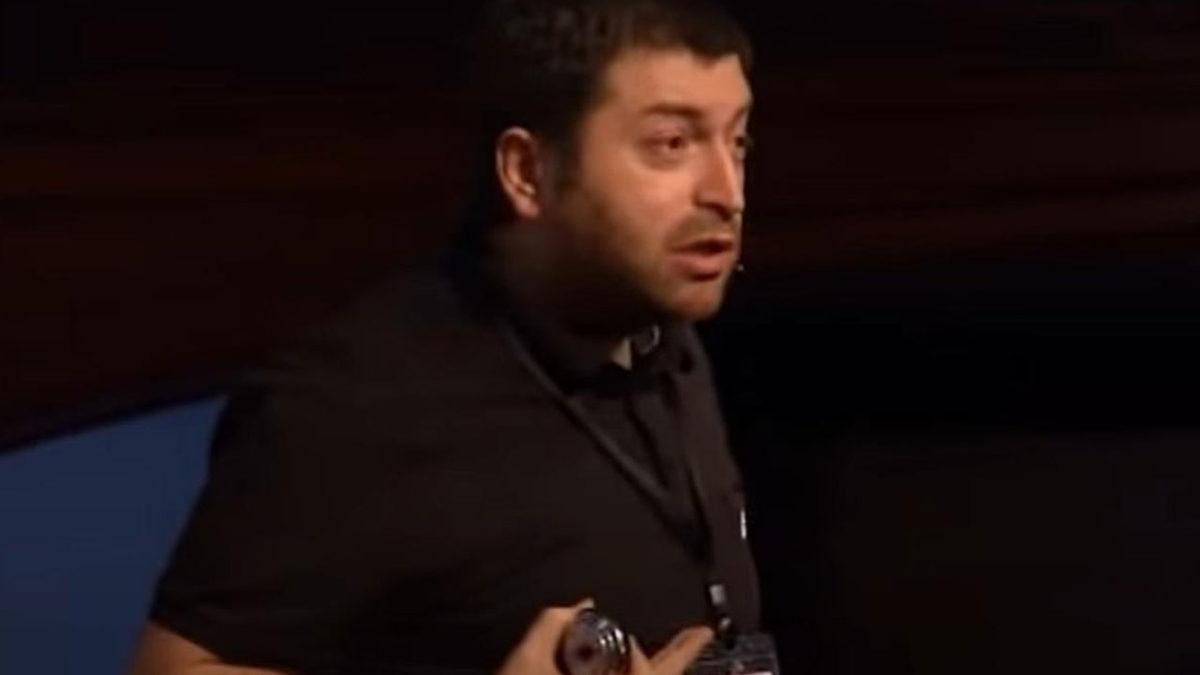 Serdar Kuzuloğlu, 11 Yıl Önce Hz. Adem Hakkında Yaptığı Espri Nedeniyle Sosyal Medyada Linç Yedi