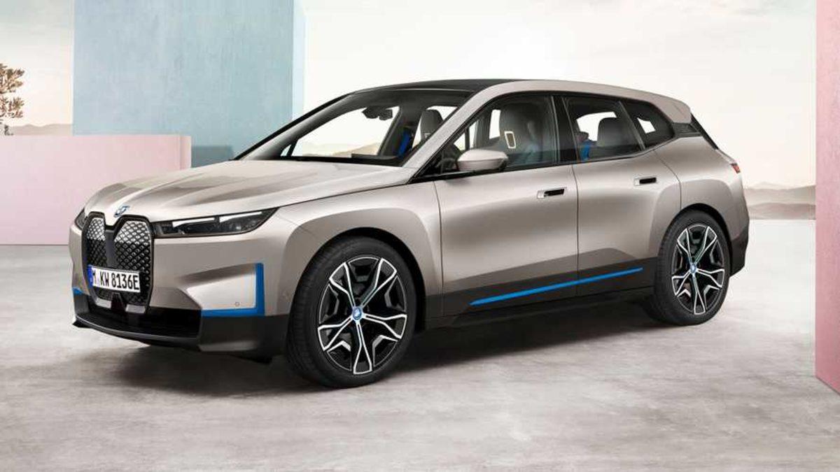 BMW’nin 500 Beygirlik Tam Elektrikli Yarı Otonom SUV’si BMW iX Tanıtıldı