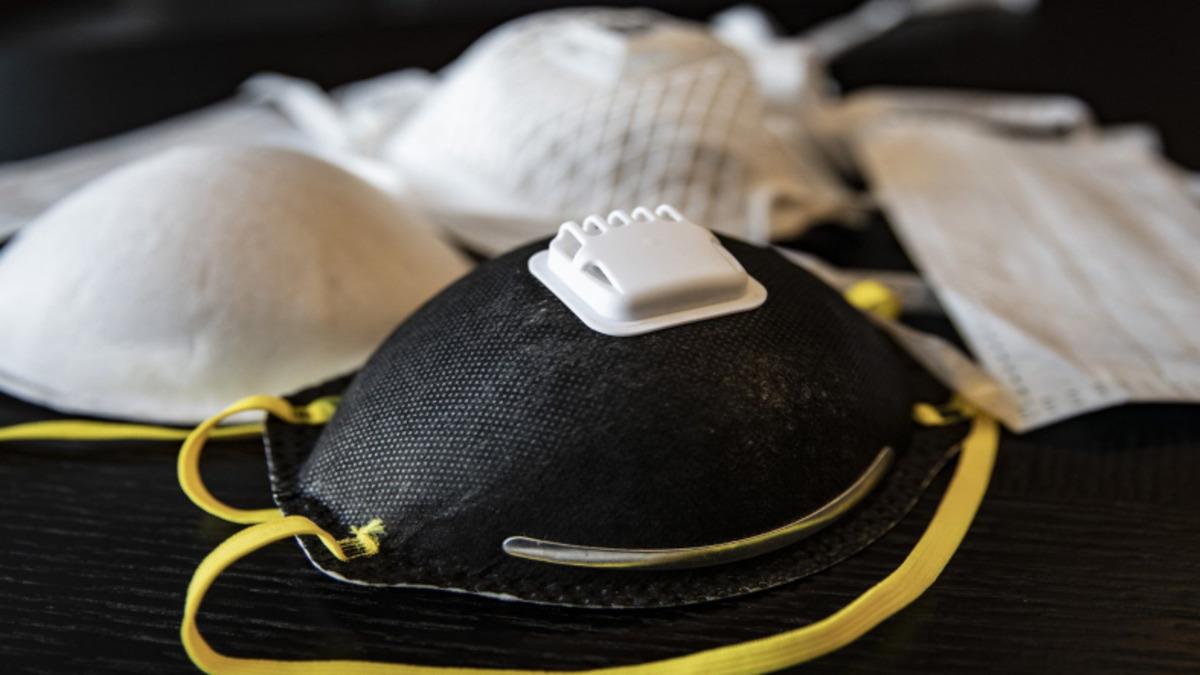 Kapaklı Maskelerin Koronavirüsü Filtrelemediği Ortaya Çıktı