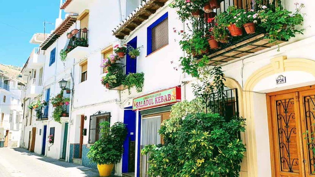 Yabancı Ülkelerde Uygulanan Birbirinden Garip 15 Yasak: Hangisine Şaşıracağımızı Şaşırdık!