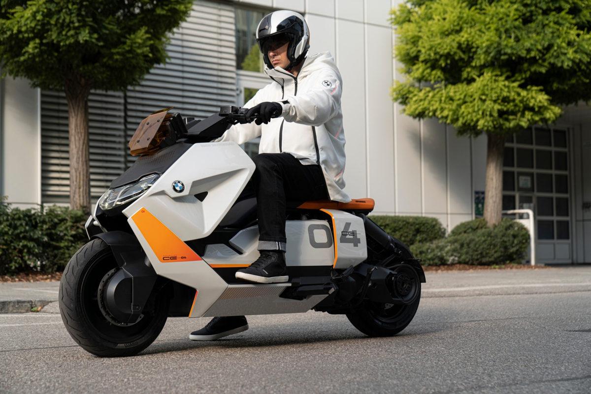 BMW’den Fütüristik Tasarımlı Yeni Elektrikli Scooter: Motorrad Definition CE 04