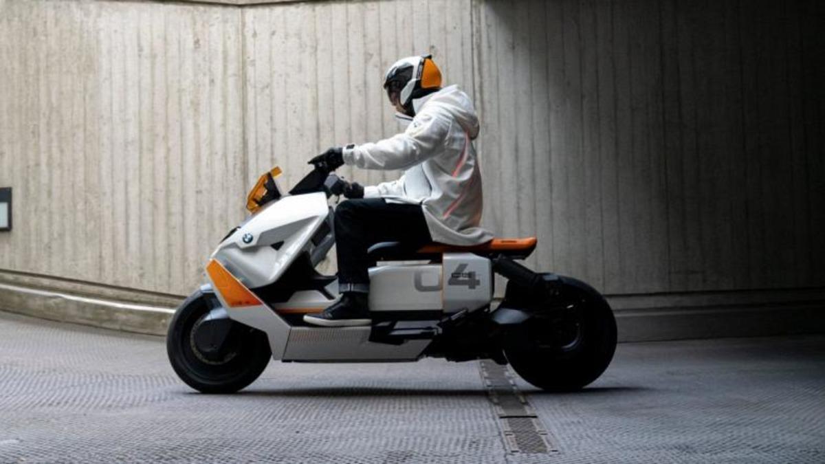 BMW’den Fütüristik Tasarımlı Yeni Elektrikli Scooter: Motorrad Definition CE 04