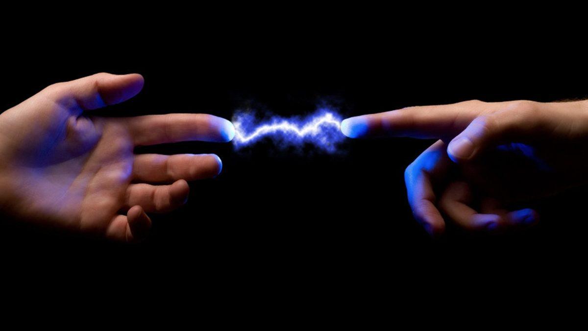 Son Günlerde Dokunduğunuz Objelerden ’Küçük Elektrik Çarpılmaları’ Yaşamanızın Ardındaki Nedenler