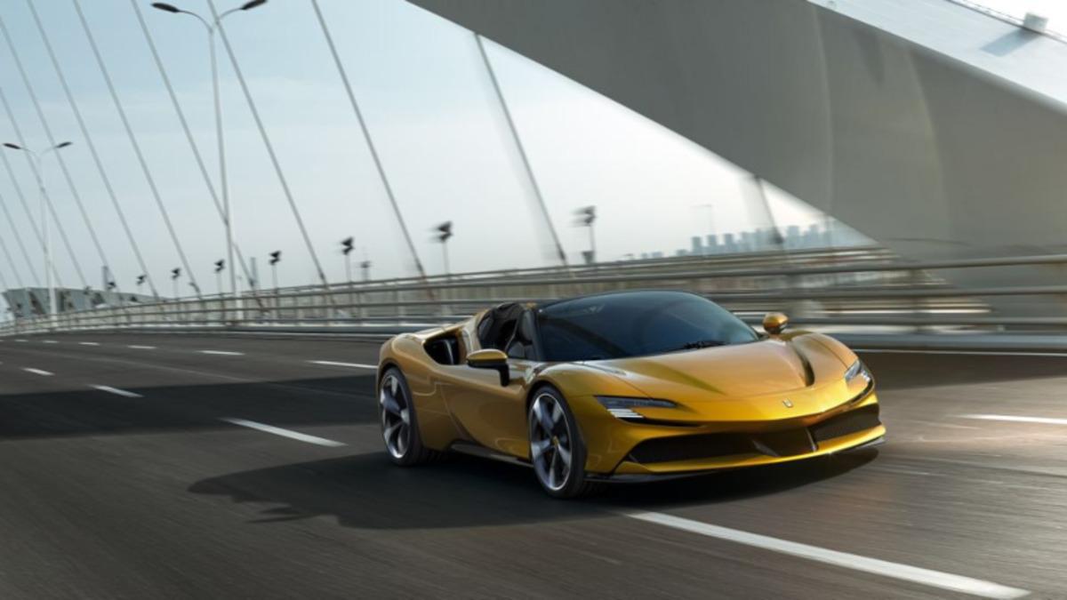 Ferrari SF90 Spider, İkonik LaFerrari’den Daha Hızlı