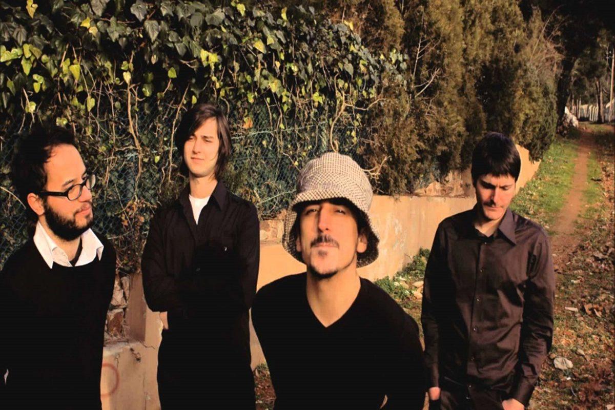 Şimdilerde Pek Duymasak Bile Bir Dönem Şarkılarıyla Hafızalara Kazınmış 10 Unutulmaz Türk Rock Grubu