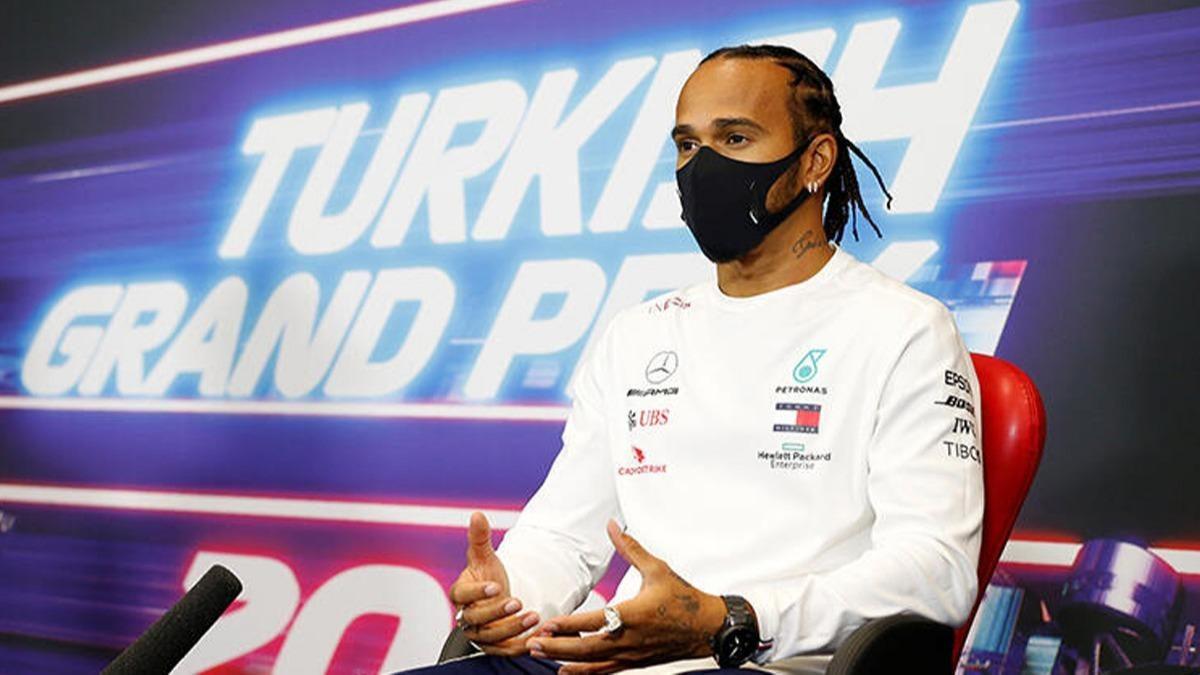 İstanbul Park’ta İstediğini Bulamayan Lewis Hamilton Yarış İçin Umutsuz: Pist Üstünde Kalmaya Çalışacağım