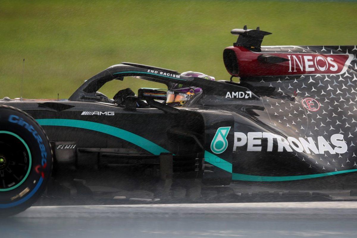 Lewis Hamilton, İstanbul’da Şampiyonluğunu İlan Etti