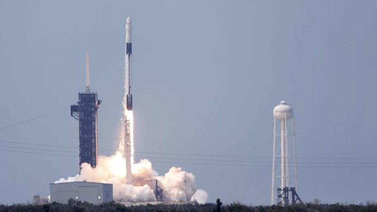 SpaceX’in 4 Astronotu Uzaya Taşıyacağı Crew-1 Görevi Bu Gece Başlıyor