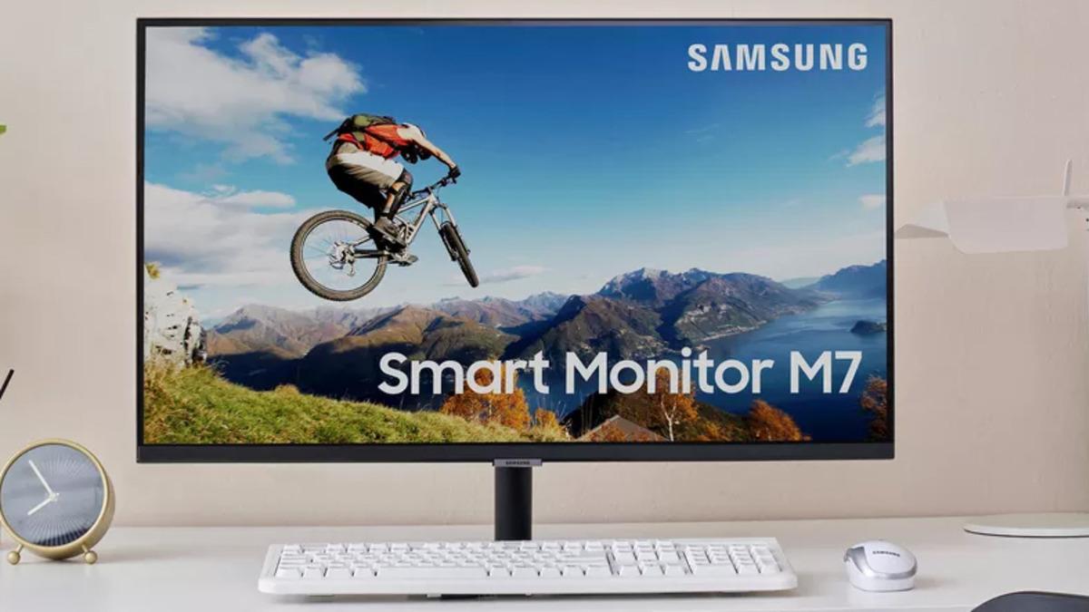 Samsung, Akıllı Televizyon Özelliklerine Sahip Monitörleri ’M5’ ve ’M7’yi Duyurdu