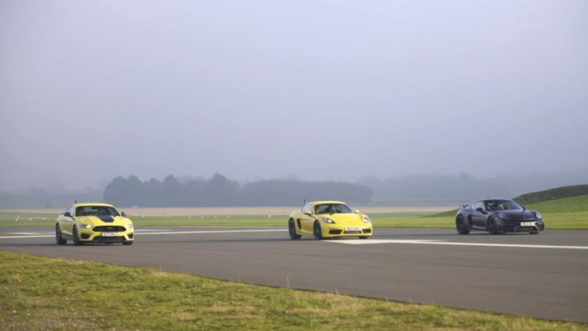 Ford Mustang Mach 1 ve Porsche Cayman GT4 ve Porsche Cayman 718 Drag Yarışında Rekabet Ediyor