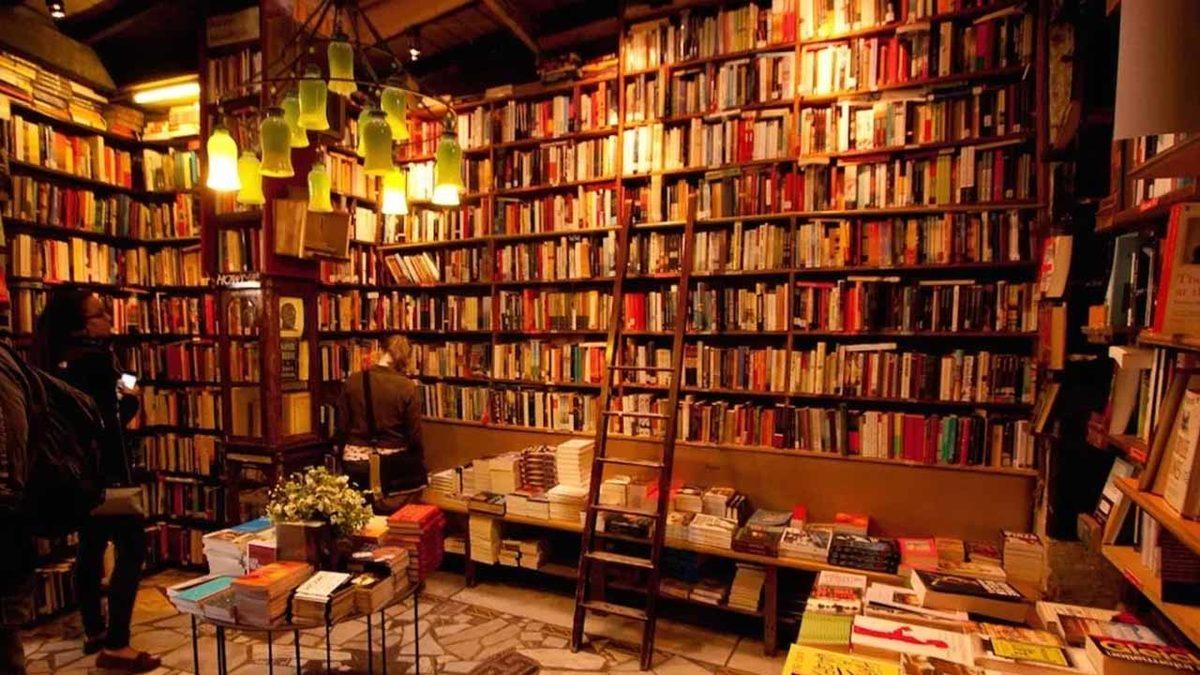 Okusak Böyle Olmazdı: Kitap Sektörü İflas Bayrağını Çekmek Üzere [Kitaplara Yüzde 30 Zam Yolda]