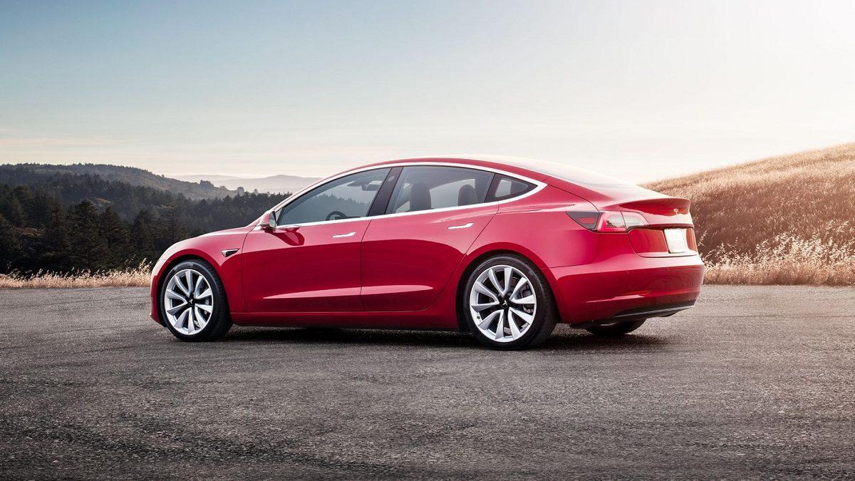 Bir Devrin Sonu: Tesla, En Ucuz Arabası Model 3’ün Satışlarını Durduruyor