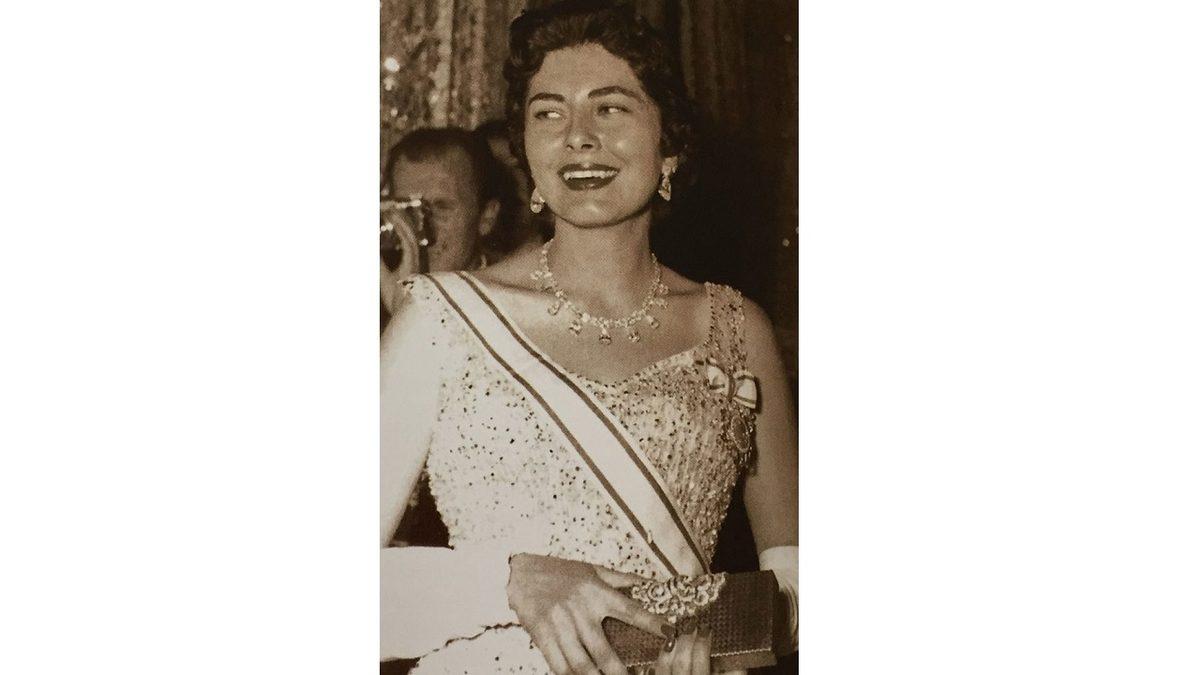 Sırf İran Şahı’na Erkek Çocuk Veremediği İçin Sürgüne Gönderilen Prenses Süreyya’nın Trajik Hayat Hikayesi