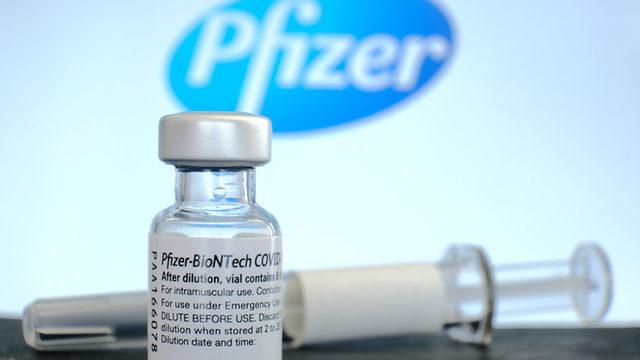 Pfizer ve BioNTech, Omicron Özel Koronavirüs Aşısı İçin Deneylere Başlıyor