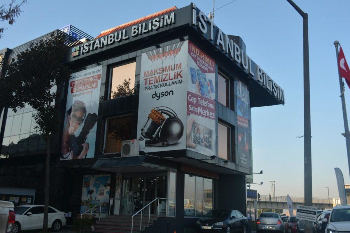 İstanbul Bilişim İnsanları Nasıl Dolandırdı, Neler Yaşandı?