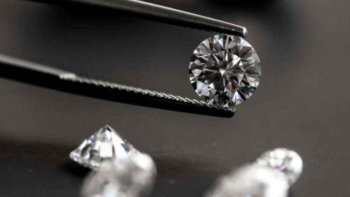 Bilim İnsanları, İlk Kez Oda Sıcaklığında Elmas Sentezlemeyi Başardı