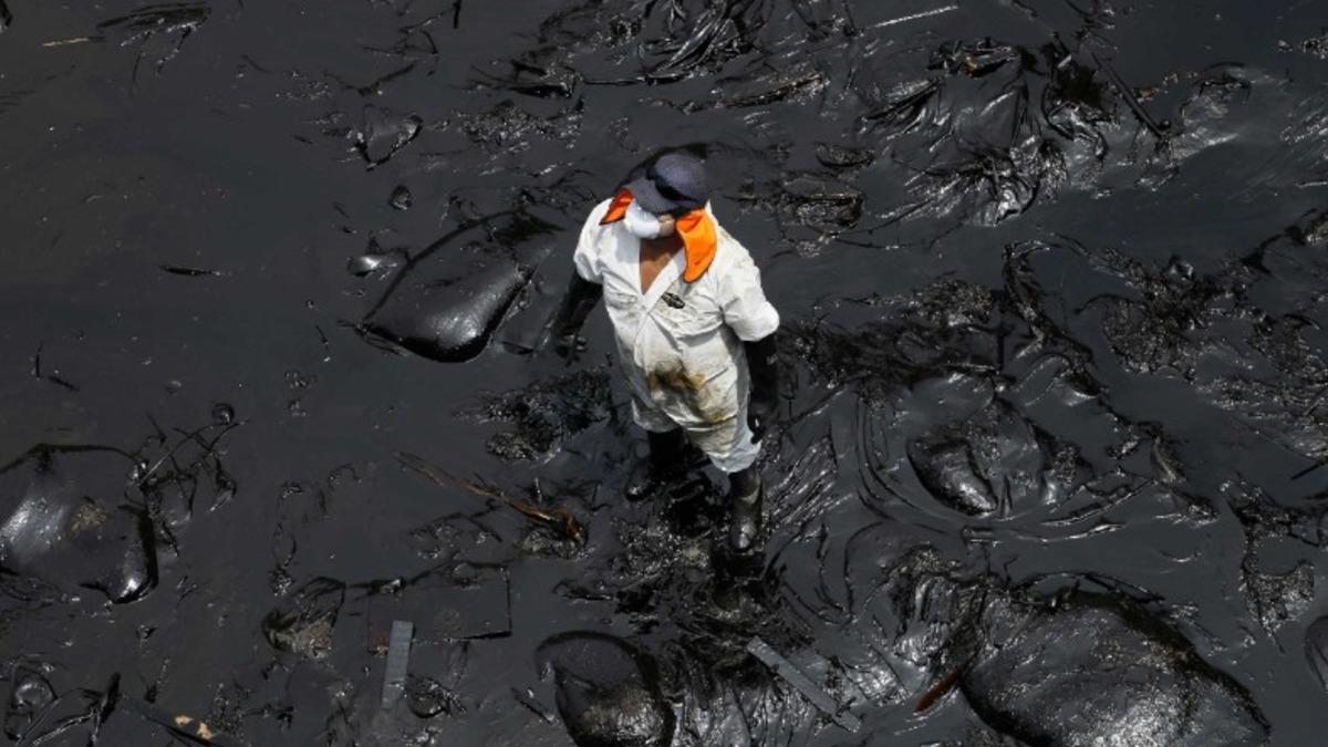 Volkanik Patlama Sonrası Petrol Sızıntısı Yaşanan Peru’da Durum Ciddileşiyor: Milyonlarca Canlının Hayatı Tehlikede