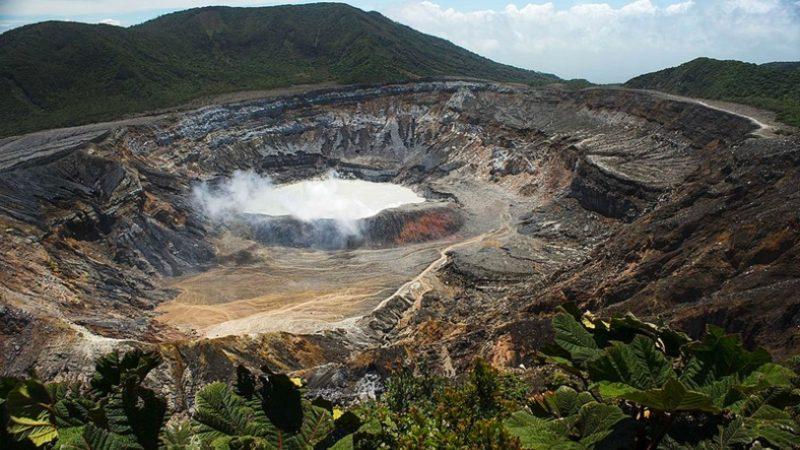 Kosta Rika’da, İçinde Birçok Bakteri Barındıran ’Zehirli Göl’ Mars Hakkında Sırlar Barındırıyor Olabilir