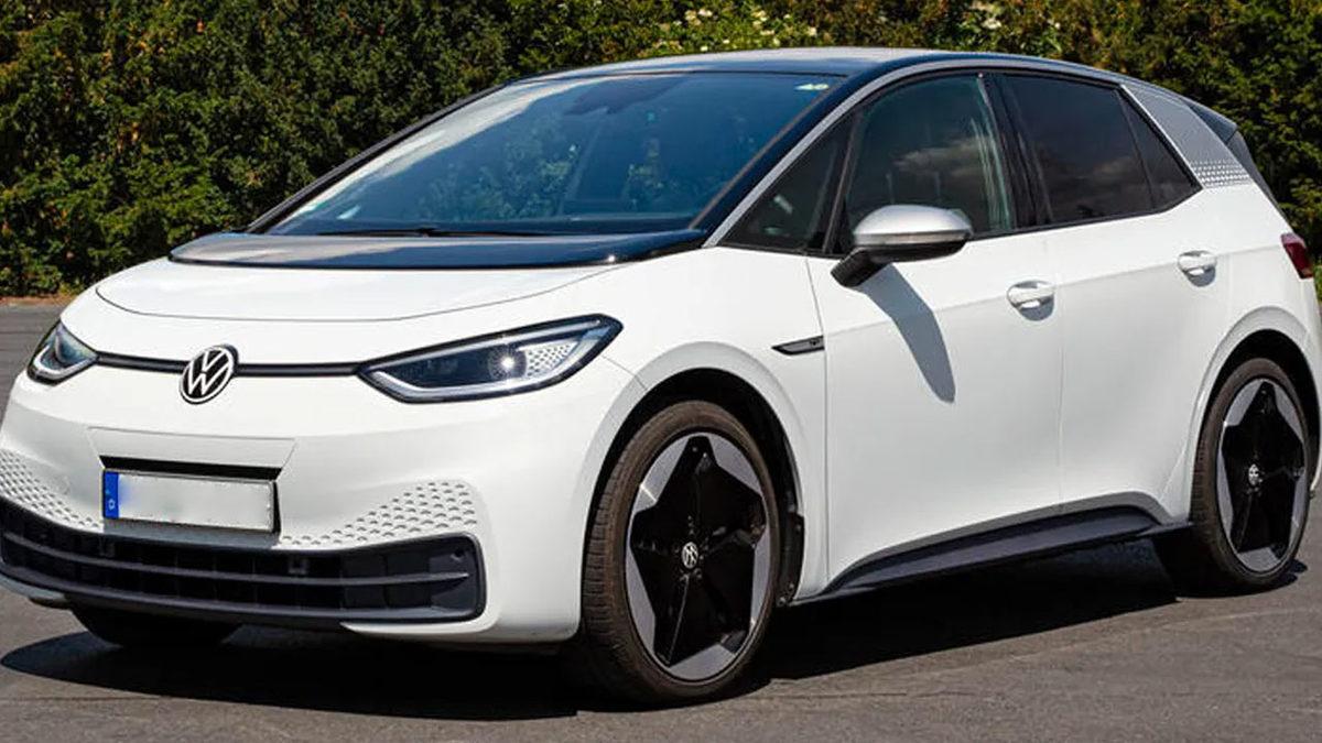 Dünyanın En Çok Satılan Elektrikli Otomobilleri Açıklandı: Zirve Yine Değişmedi