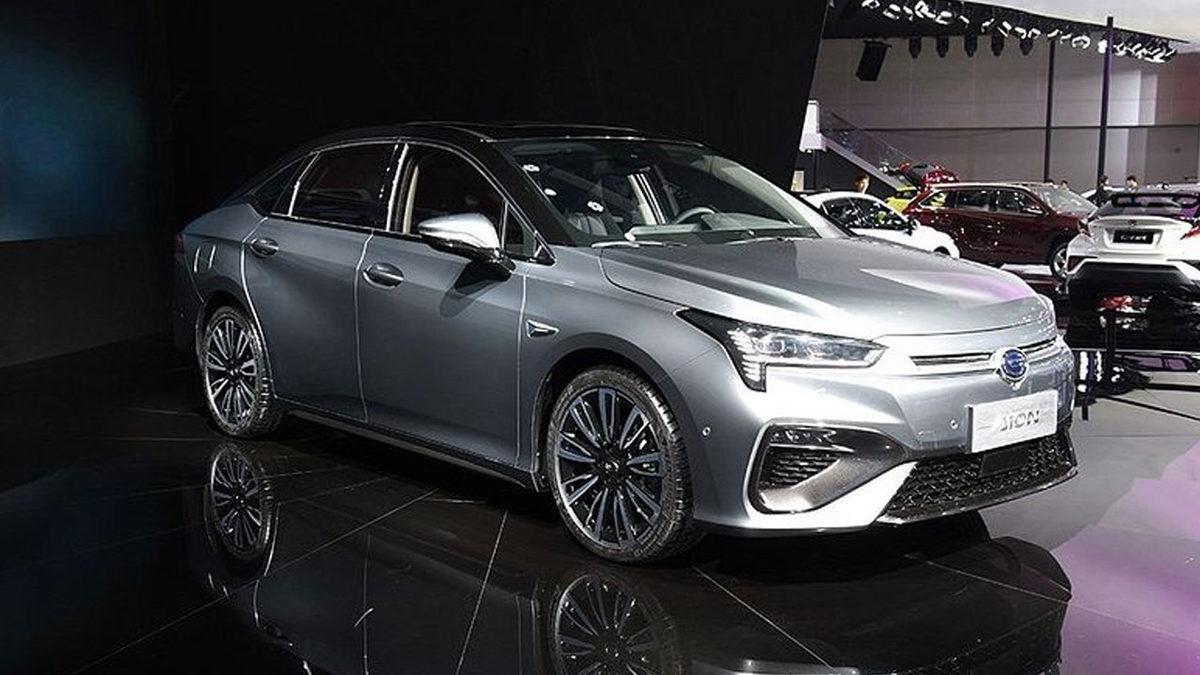 Dünyanın En Çok Satılan Elektrikli Otomobilleri Açıklandı: Zirve Yine Değişmedi