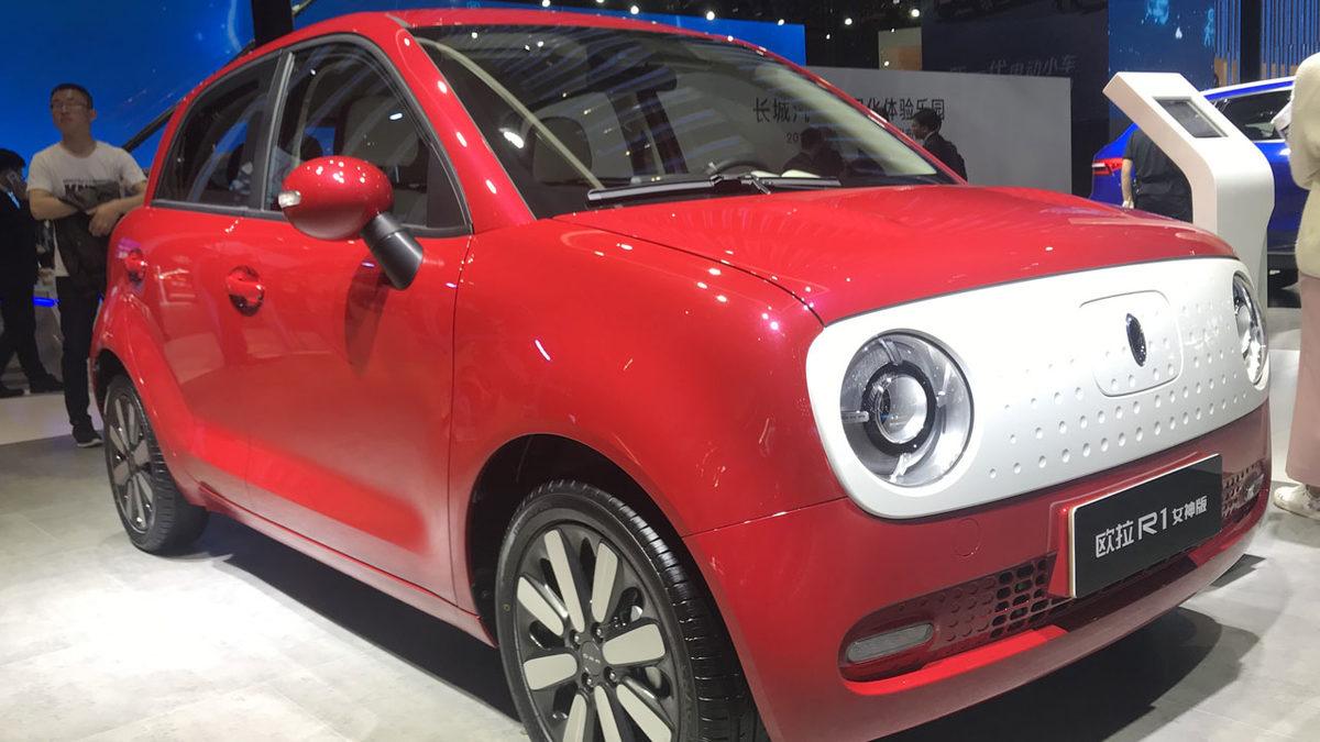 Dünyanın En Çok Satılan Elektrikli Otomobilleri Açıklandı: Zirve Yine Değişmedi