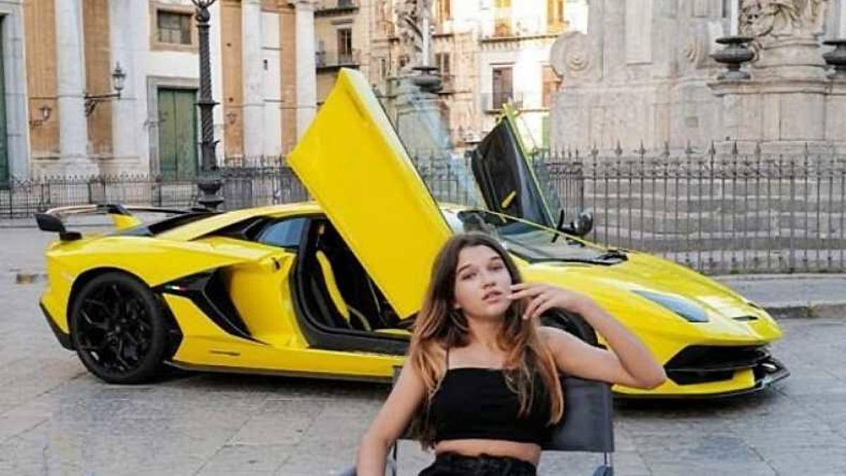 Lamborghini, Kız Çocuklarının Model Olduğu Reklamını Gelen Tepkiler Üzerine Geri Çekti
