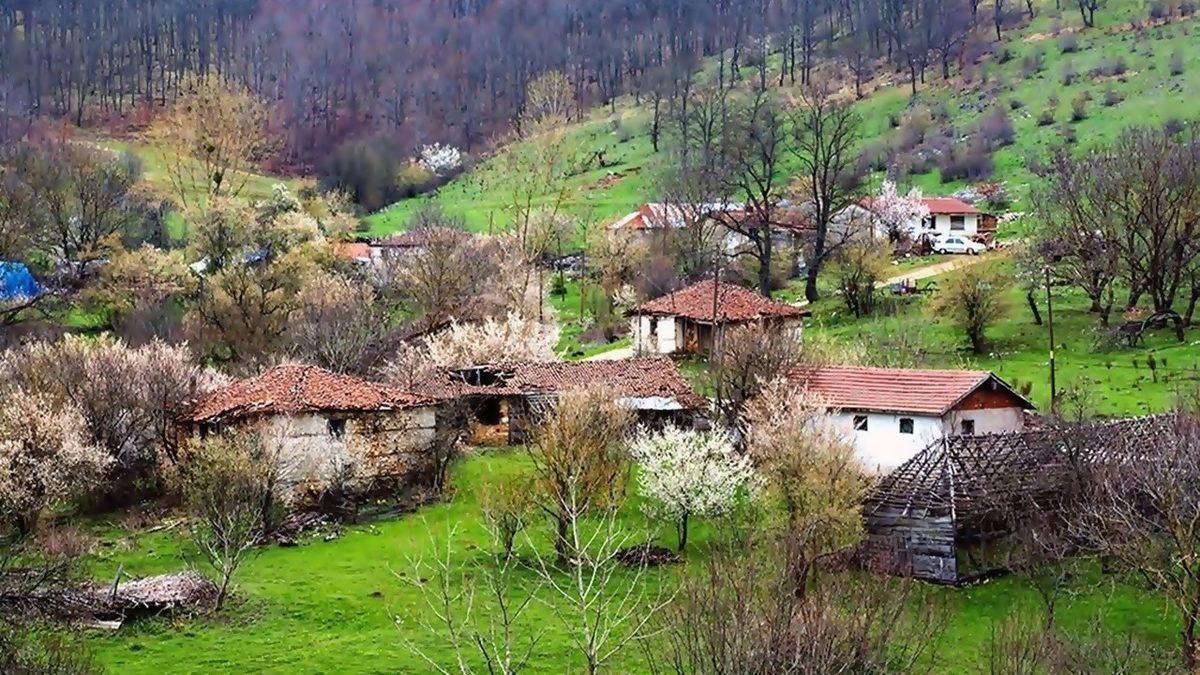 Türkiye’de Tek Başına Gezmenin Yürek İstediği 13 Terk Edilmiş Mekan