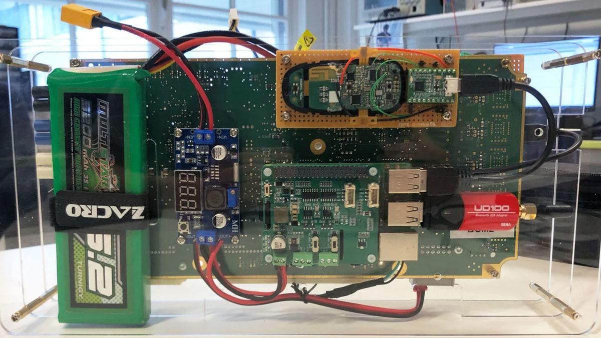 Bir Araştırmacı, Tesla Model X’i Bluetooth Bağlantısıyla 90 Saniye İçinde Ele Geçirmeyi Başardı