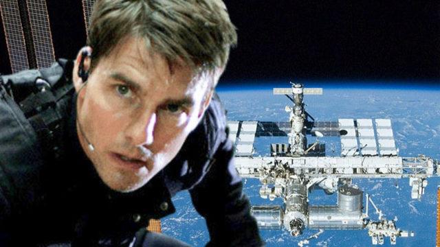 Uzayda Film Çekmeye Hazırlanan Tom Cruise, NASA Astronotuna Merak Ettiklerini Sordu (ISS’in Nasıl Koktuğuna Kadar)