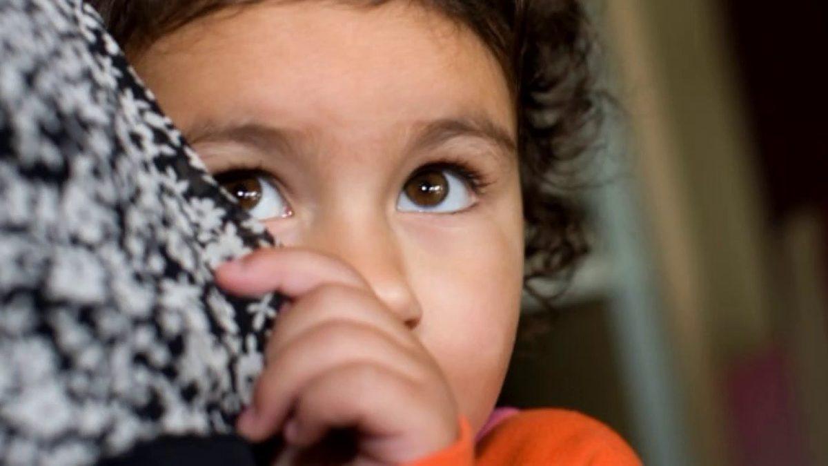 Çocuğunuzu Yetiştirirken Asla Yapmamanız Gereken 13 Hata ve Bilimsel Açıklamaları